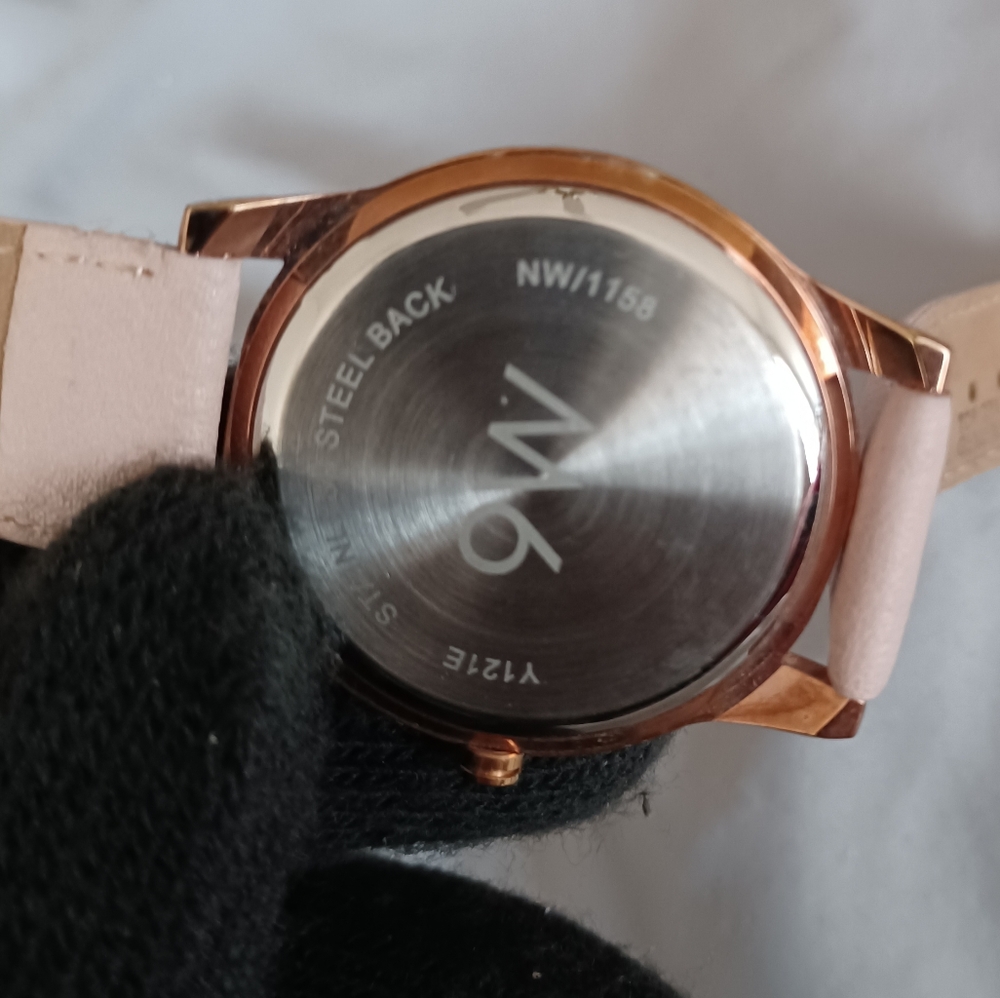Nine West gold with Blush Pink leather Strap 9w stainless steel watch timepiece - Picture 9 of 9